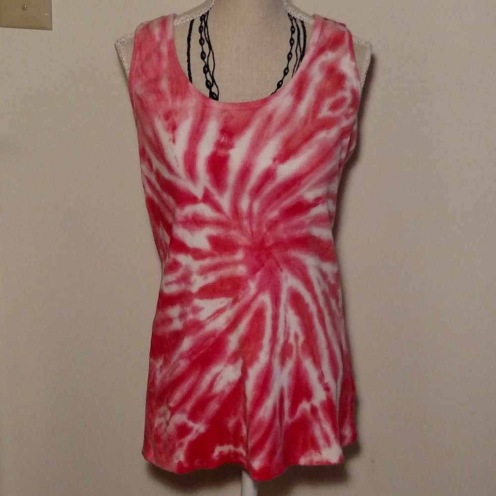 The Balance Collection by Marika pink & white tie dye tank top, EUC, sz. L